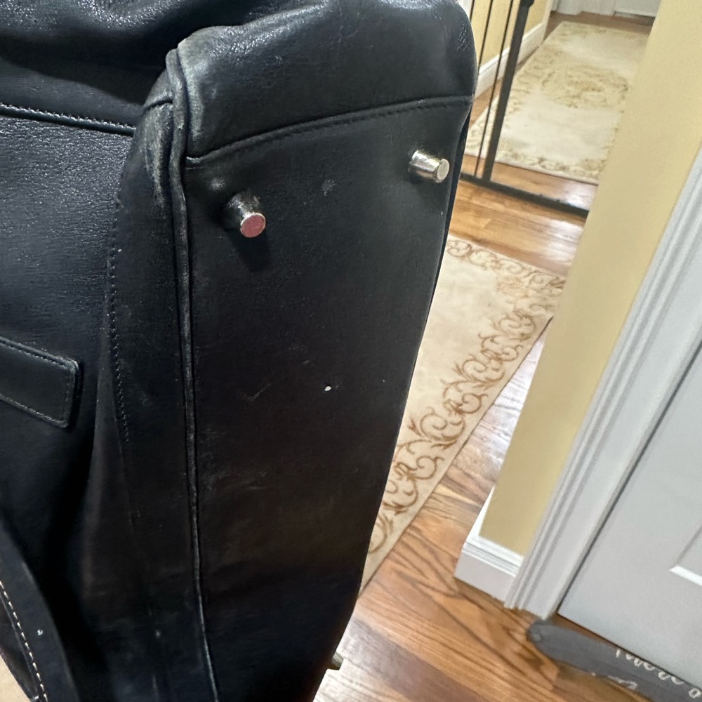 Black Vintage Coach Purse - Picture 5 of 7